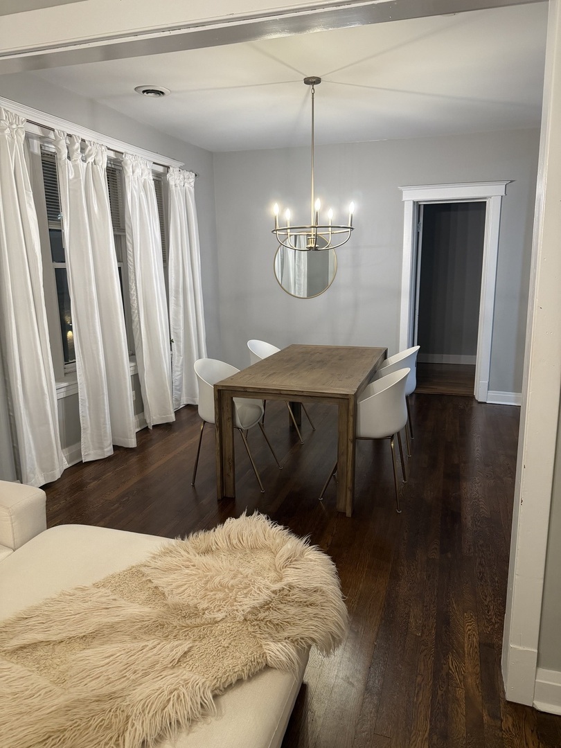 3138 West School Street, Unit 2 Chicago, IL 60618 - Photo 6 of 15