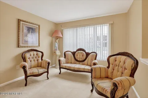 $299,900 | 28 Golden Willows Avenue, Lakewood, NJ 08701