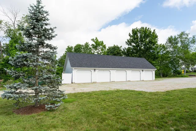 $3,350 | 26 North Main Street, Unit 7, Mont Vernon, NH 03057