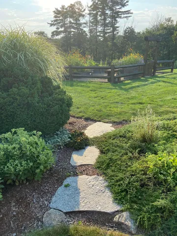 $3,350 | 26 North Main Street, Unit 7, Mont Vernon, NH 03057