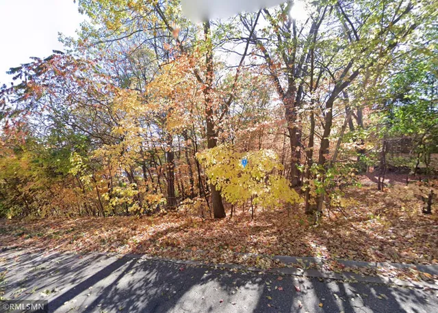 $180,999 | 5103 Windsor Road, Mound, MN 55364