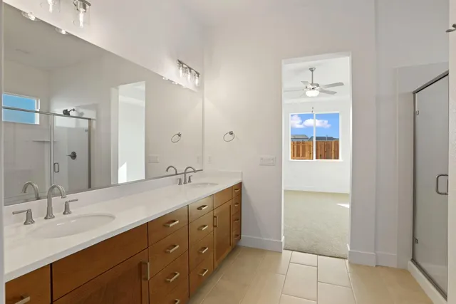 $719,990 | 2299 Paramount Lane, Manteca, CA 95337