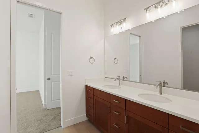 $719,990 | 2299 Paramount Lane, Manteca, CA 95337