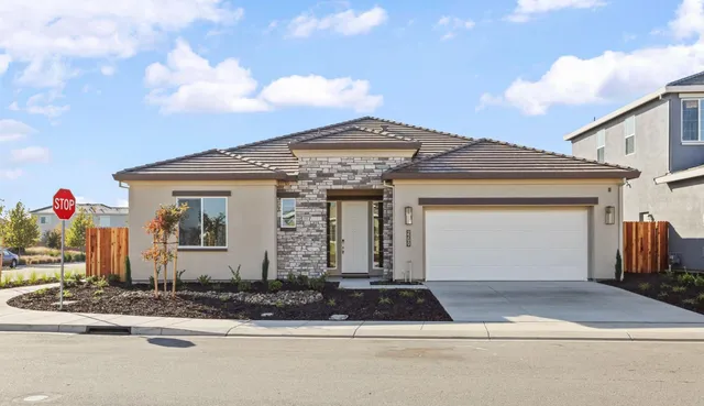 $719,990 | 2299 Paramount Lane, Manteca, CA 95337