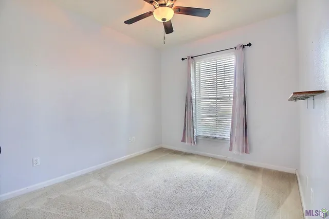 $262,400 | 13896 Ponderosa Drive, Denham Springs, LA 70726