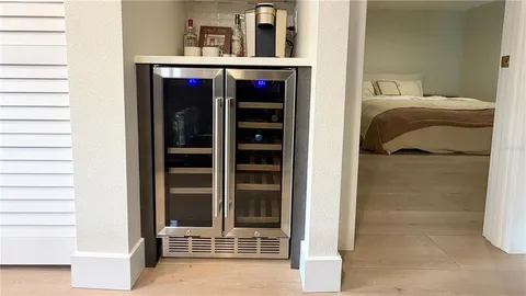 $169,900 | 2617 Cove Cay Drive, Unit 110, Clearwater, FL 33760