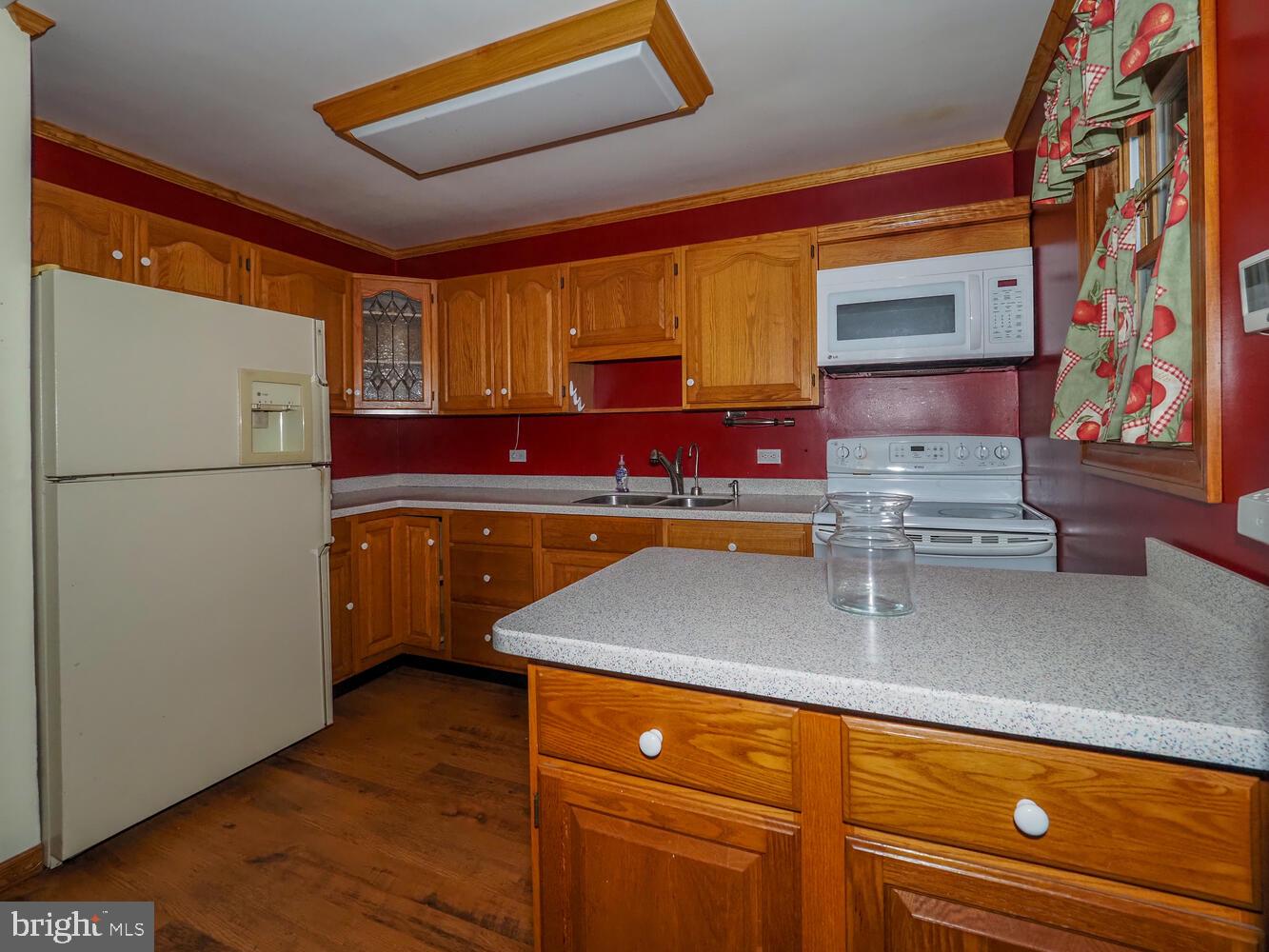 427 Magothy Bridge Road Pasadena, MD 21122 - Photo 12 of 41 Gallery Image 12