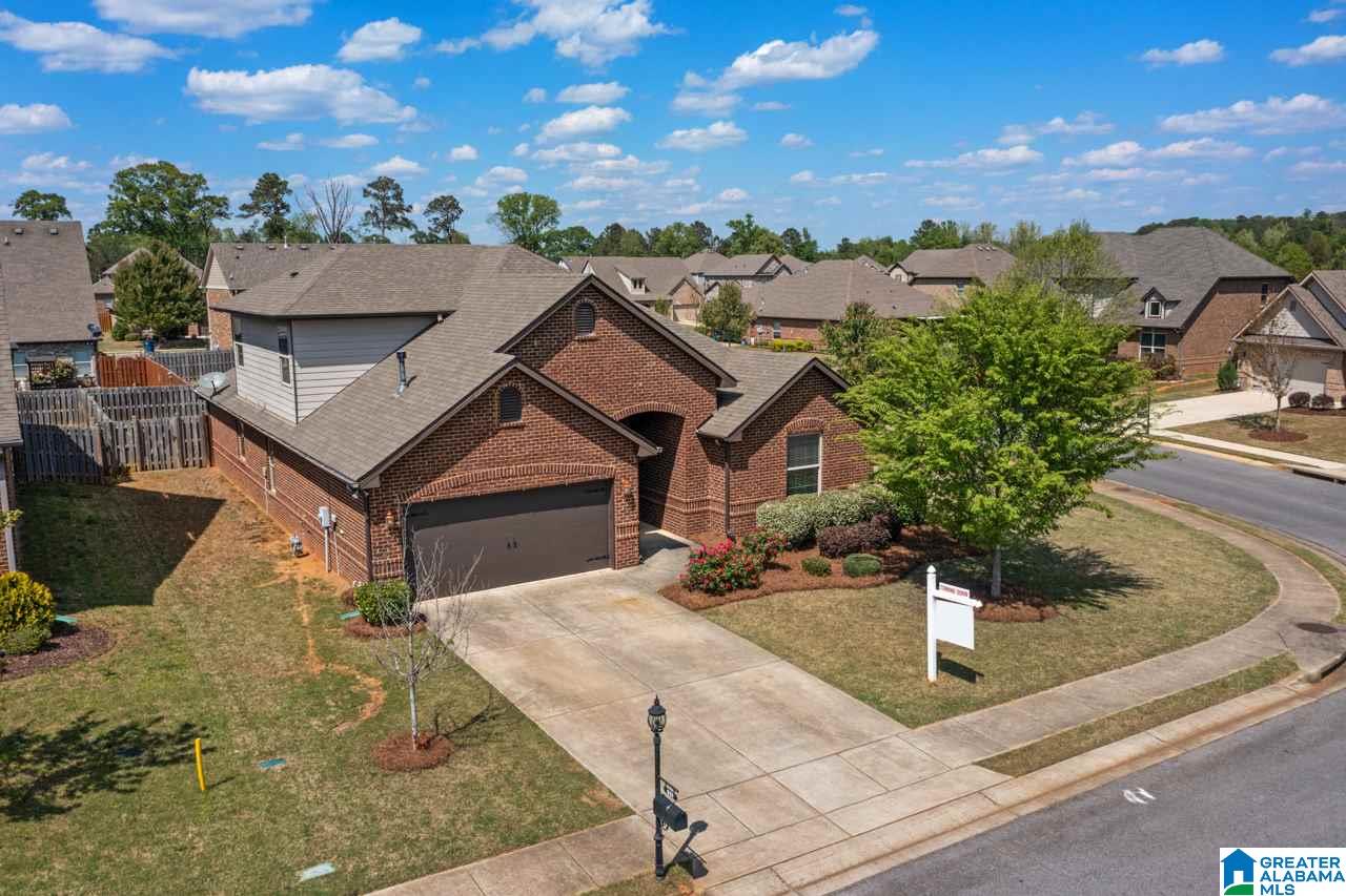 633 Round Road Alabaster, AL 35114 - Photo 2 of 41
