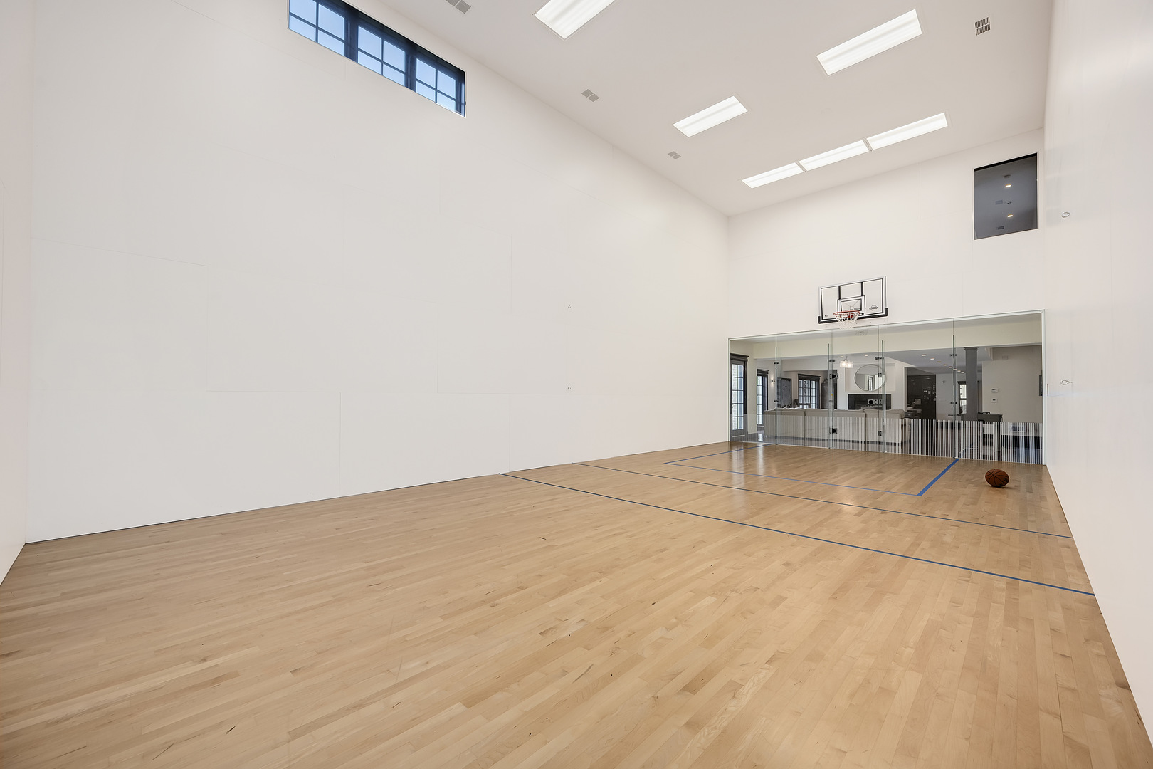 8511 Kearney Road Downers Grove, IL 60516 - Photo 31 of 71 a view of an empty room with glass door