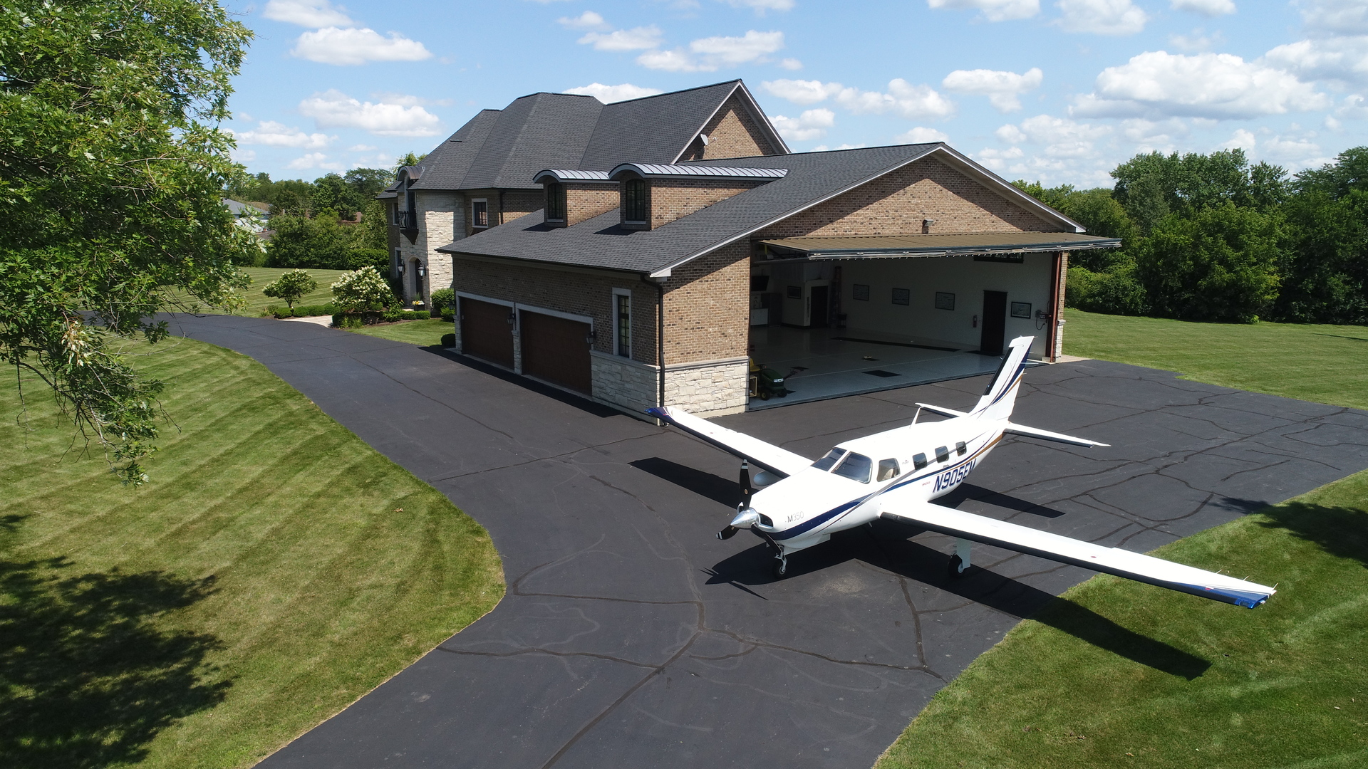 8511 Kearney Road Downers Grove, IL 60516 - Photo 66 of 71 a front view of a house with a yard