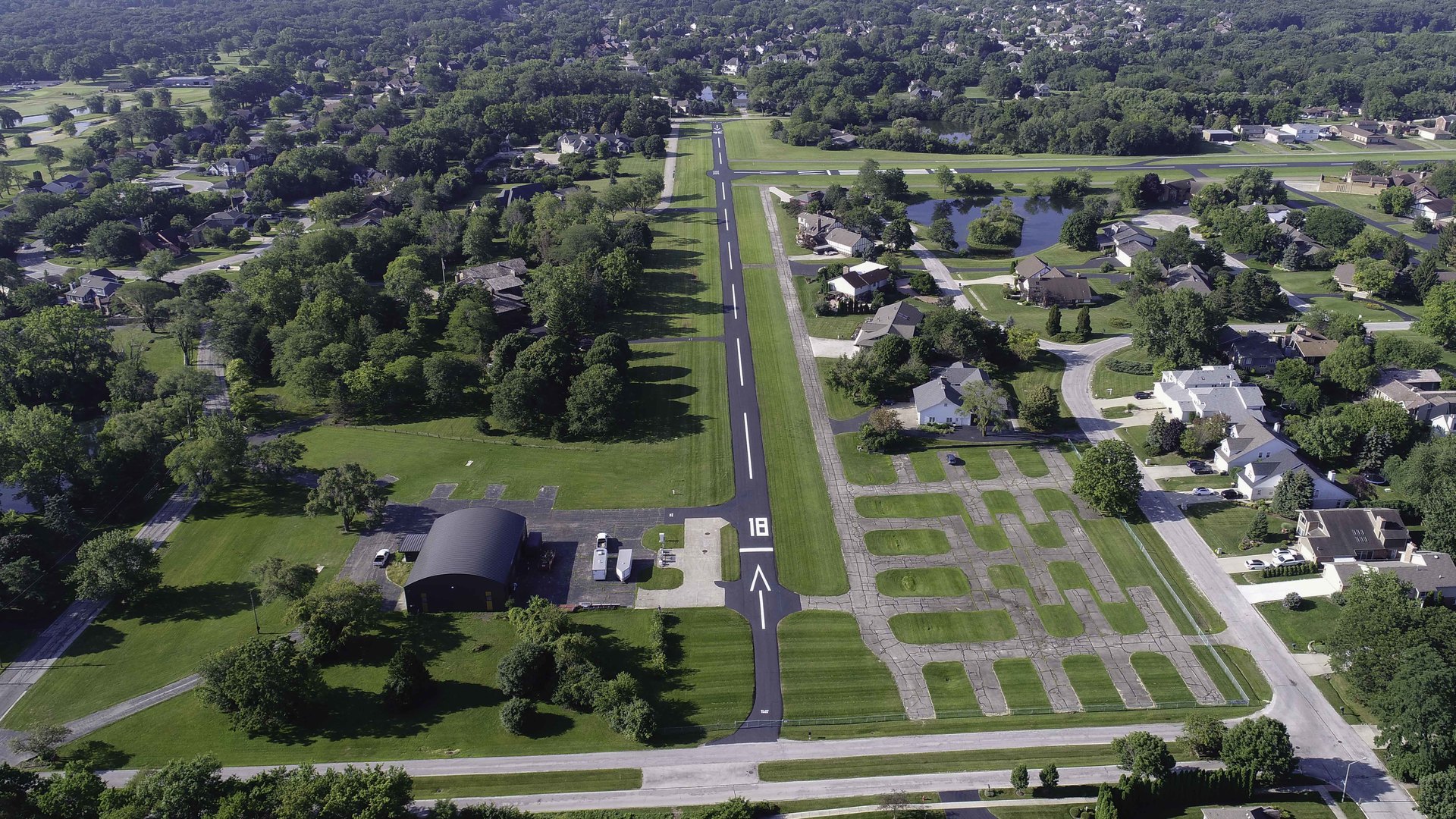 8511 Kearney Road Downers Grove, IL 60516 - Photo 68 of 71 an aerial view of multiple house