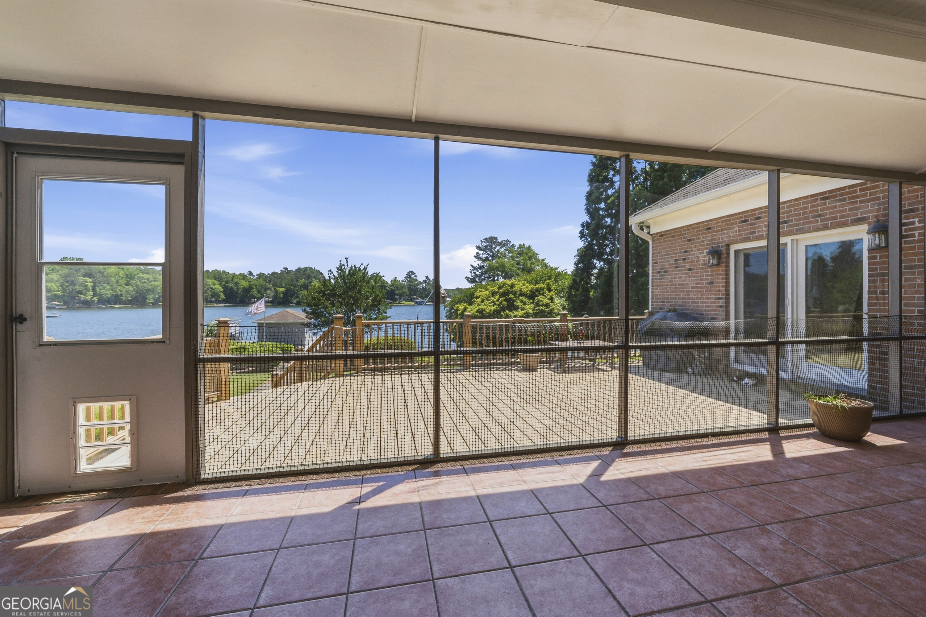 104 Spruce Point Southeast Eatonton, GA 31024 - Photo 37 of 63 a view of a balcony with yard