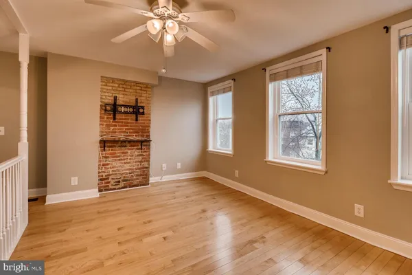 $1,925 | 1020 West Lombard Street, Baltimore, MD 21223