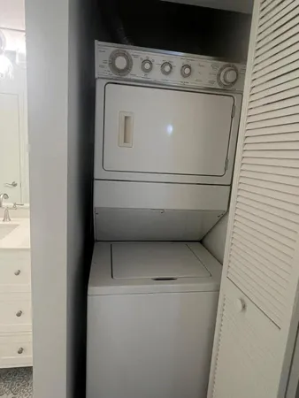 $1,875 | 1050 Crystal Way, Unit D, Delray Beach, FL 33444