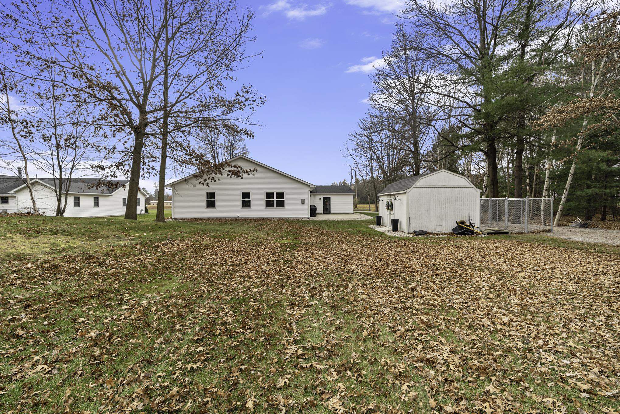 11620 Andrews Road St. Charles, MI 48655 - Photo 29 of 33 50097246-28.JPG