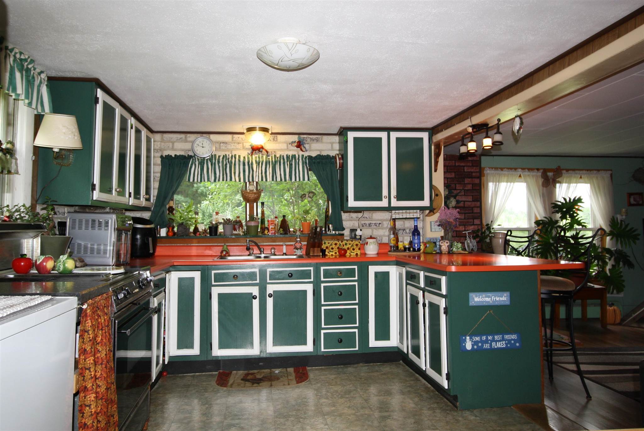 385 Grove Street Brandon, VT 05733 - Photo 2 of 18 Gallery Image 2