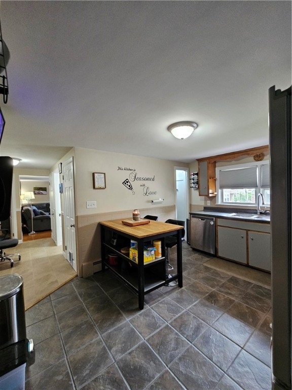 83 Merida Avenue Woonsocket, RI 02895 - Photo 18 of 46