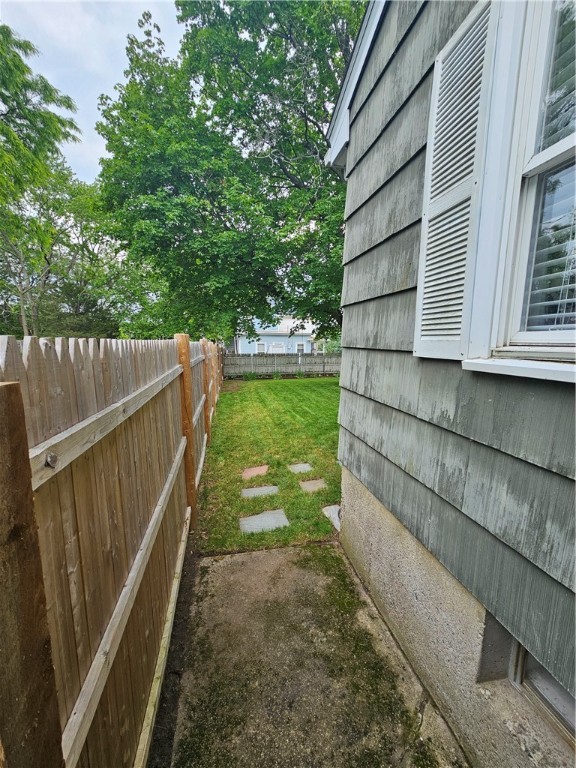 83 Merida Avenue Woonsocket, RI 02895 - Photo 29 of 46