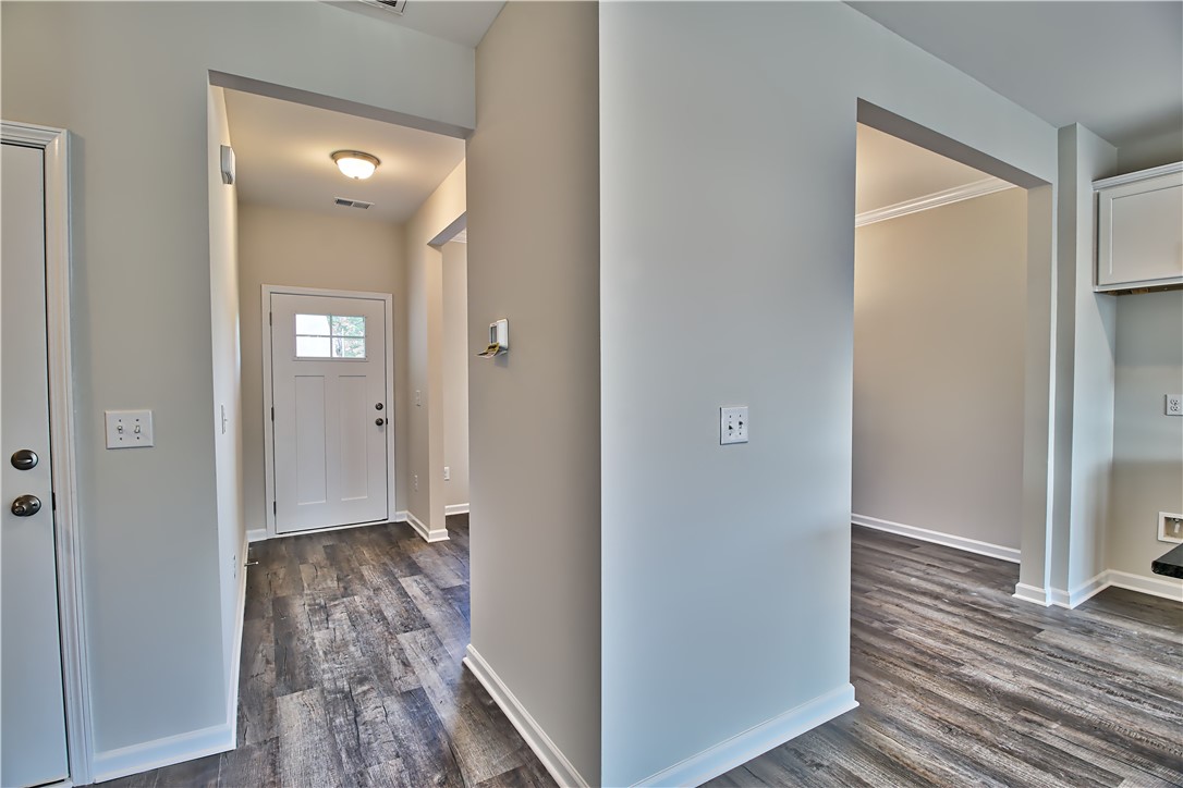 304 Balsa Way Seneca, SC 29678 - Photo 21 of 33 Gallery Image 21