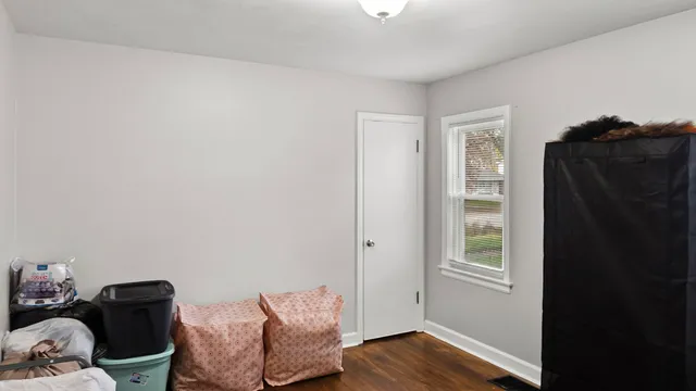 $189,999 | 67 Broadway, Chicago Heights, IL 60411