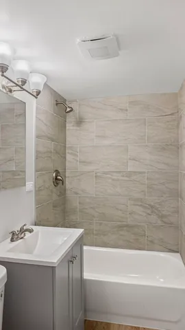 $189,999 | 67 Broadway, Chicago Heights, IL 60411