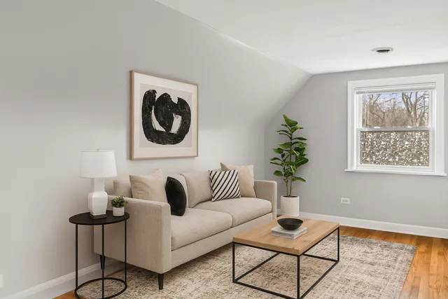 $189,999 | 67 Broadway, Chicago Heights, IL 60411