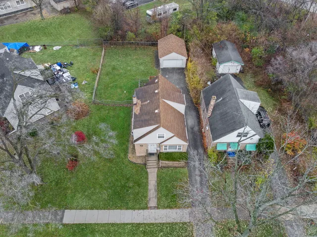 $189,999 | 67 Broadway, Chicago Heights, IL 60411