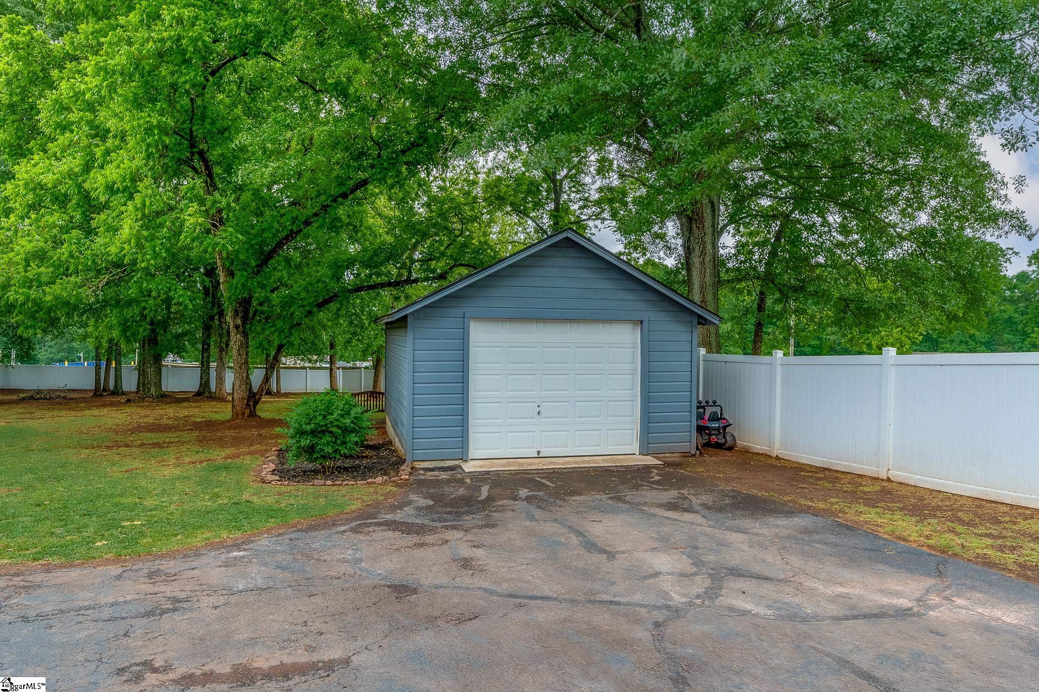 709 West Main Street Pickens, SC 29671 - Photo 31 of 45 Gallery Image 31