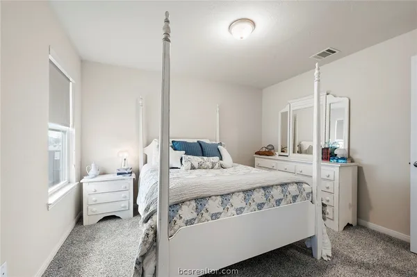 $379,900 | 2038 Viva Road, Bryan, TX 77807