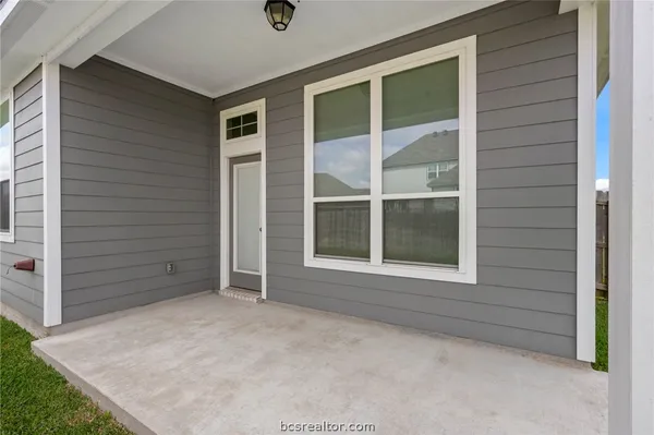 $379,900 | 2038 Viva Road, Bryan, TX 77807