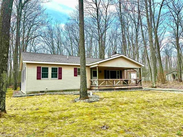 5461 North Flint Road Roscommon, MI 48653 - Photo 21 of 27 Gallery Image 21