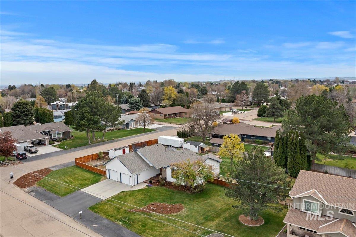 15335 David Street Caldwell, ID 83607 - Photo 3 of 50
