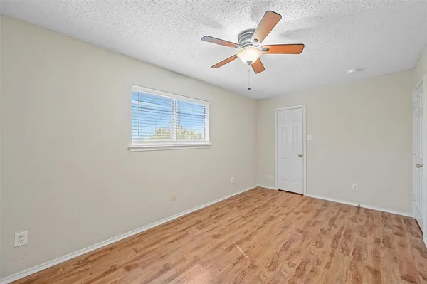 $2,400 | 6632 Canyon Oak Drive, Fort Worth, TX 76112