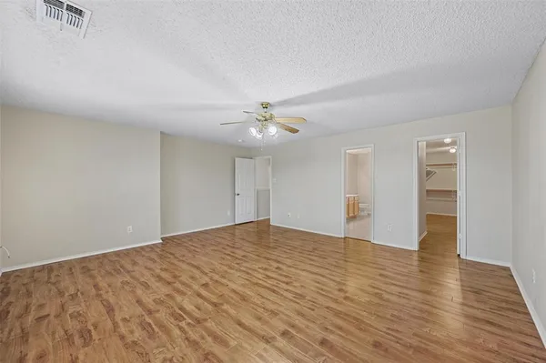 $2,400 | 6632 Canyon Oak Drive, Fort Worth, TX 76112