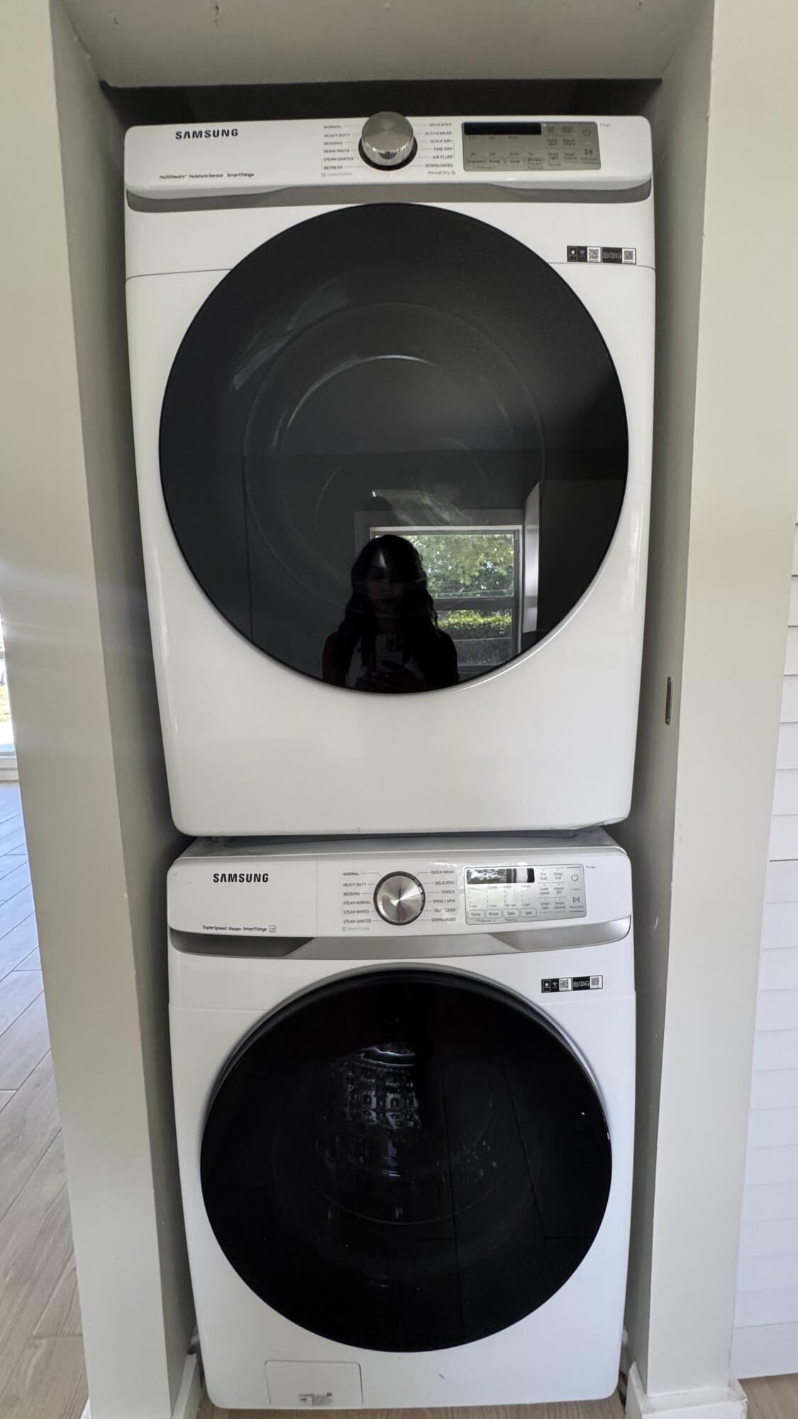 8395 Garden Gate Place Boca Raton, FL 33433 - Photo 7 of 35 a utility room with a washer and dryer
