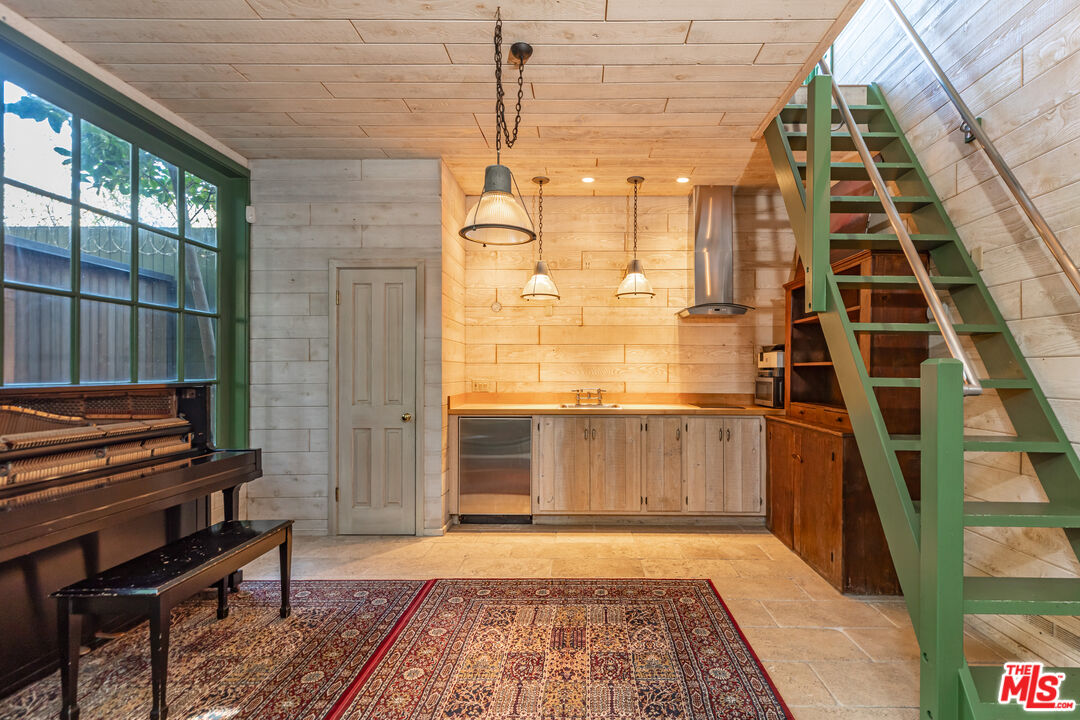 23441 Malibu Colony Road Malibu, CA 90265 - Photo 31 of 43 a view of a balcony with wooden floor