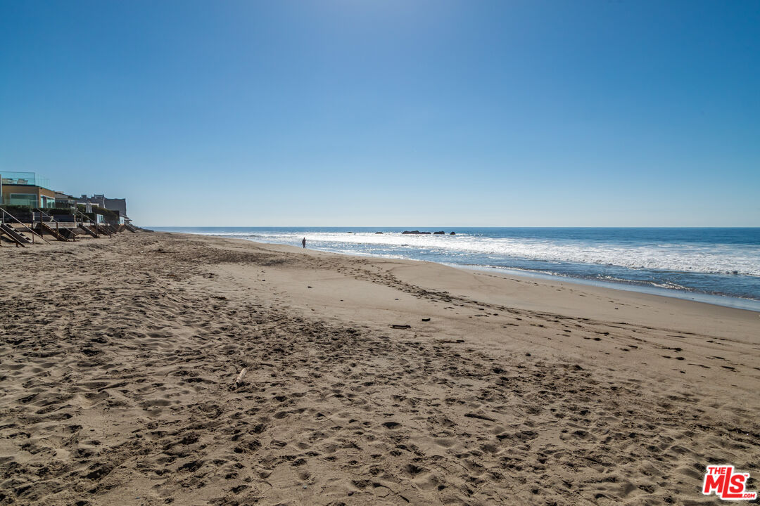 23441 Malibu Colony Road Malibu, CA 90265 - Photo 42 of 43 a view of beach and small space