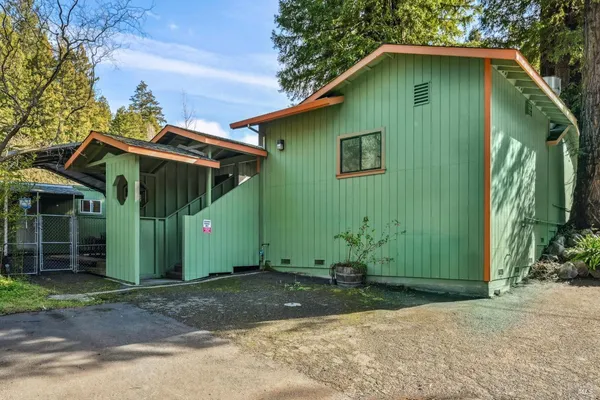 $449,000 | 17132 Highway 116, Guerneville, CA 95446