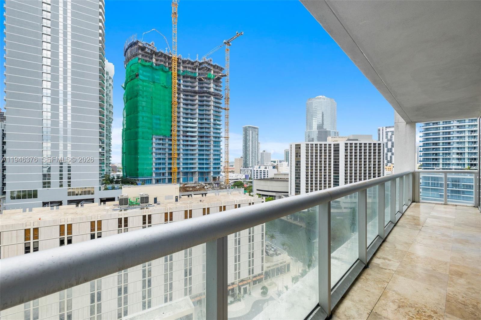 485 Brickell Avenue, Unit 1804 Miami, FL 33131 - Photo 27 of 60 a view of balcony with city view