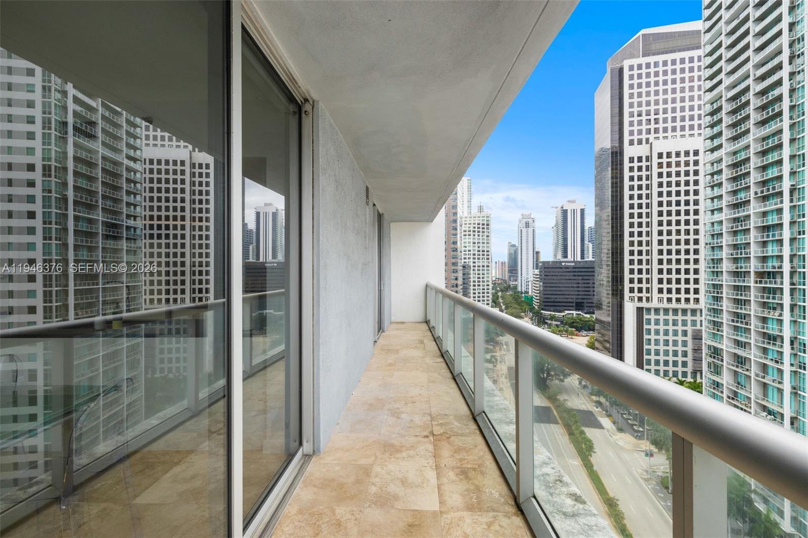 485 Brickell Avenue, Unit 1804 Miami, FL 33131 - Photo 32 of 60 a view of balcony with city view