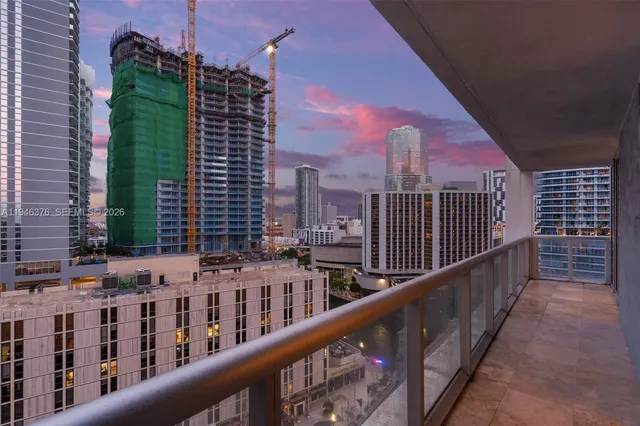 $985,000 | 485 Brickell Avenue, Unit 1804, Miami, FL 33131