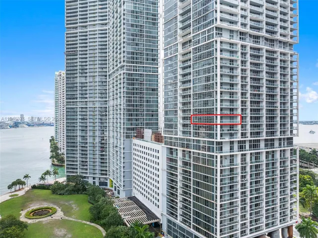 $985,000 | 485 Brickell Avenue, Unit 1804, Miami, FL 33131