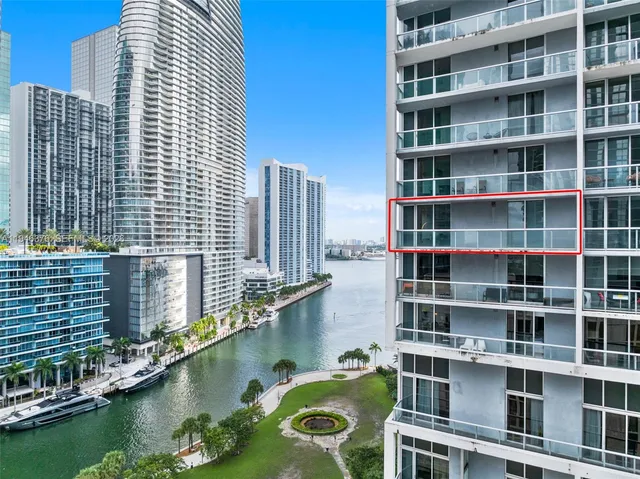 $985,000 | 485 Brickell Avenue, Unit 1804, Miami, FL 33131