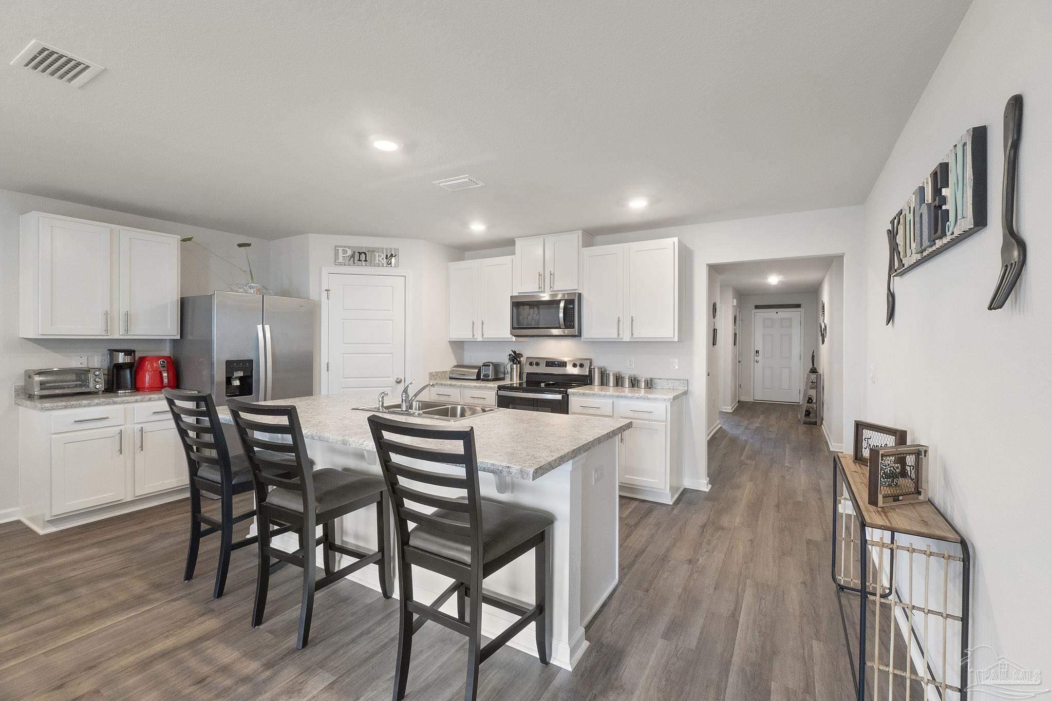 6173 Native Dancer Way Pensacola, FL 32526 - Photo 10 of 31