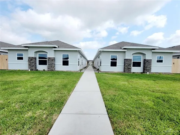 $1,225 | 2105 Davenport Street, Unit 3, Weslaco, TX 78596
