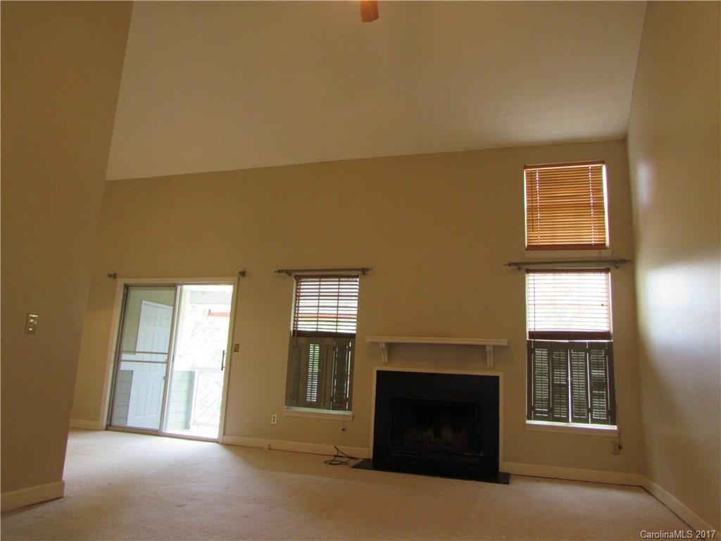20109 Henderson Road, Unit E Cornelius, NC 28031 - Photo 2 of 17 Gallery Image 2