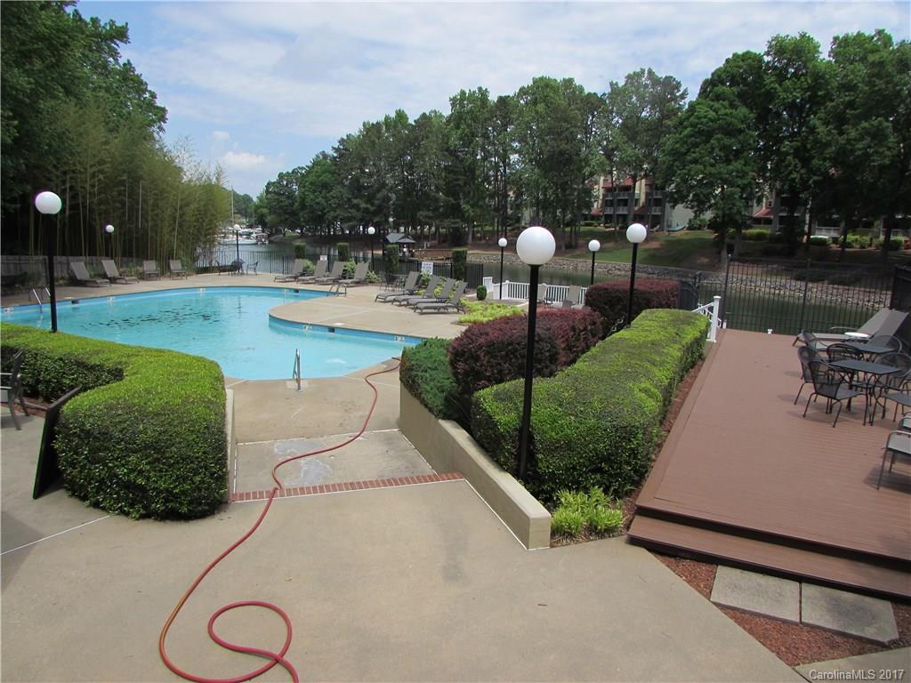 20109 Henderson Road, Unit E Cornelius, NC 28031 - Photo 14 of 17 Gallery Image 14