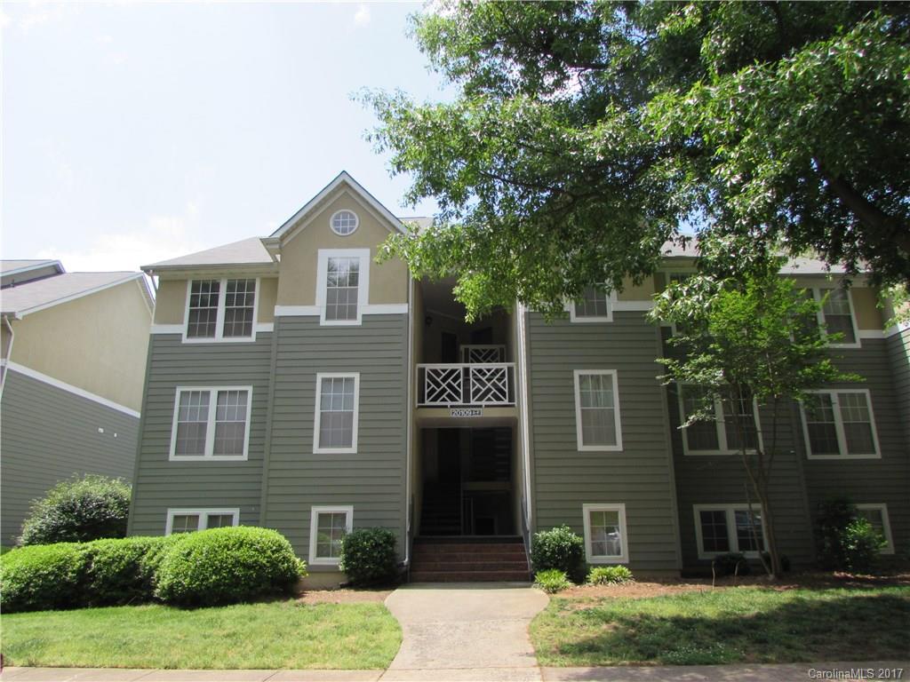 20109 Henderson Road, Unit E Cornelius, NC 28031 - Photo 16 of 17 Gallery Image 16