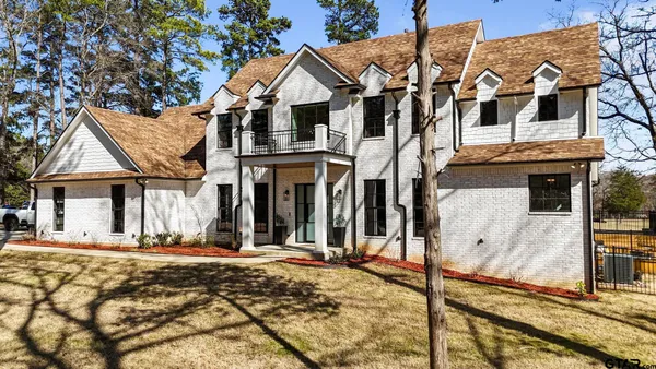 $949,900 | 1909 County Road 3506, Bullard, TX 75757