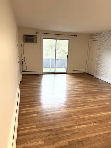 $2,350 | 25 Lionel Avenue, Unit E, Waltham, MA 02452